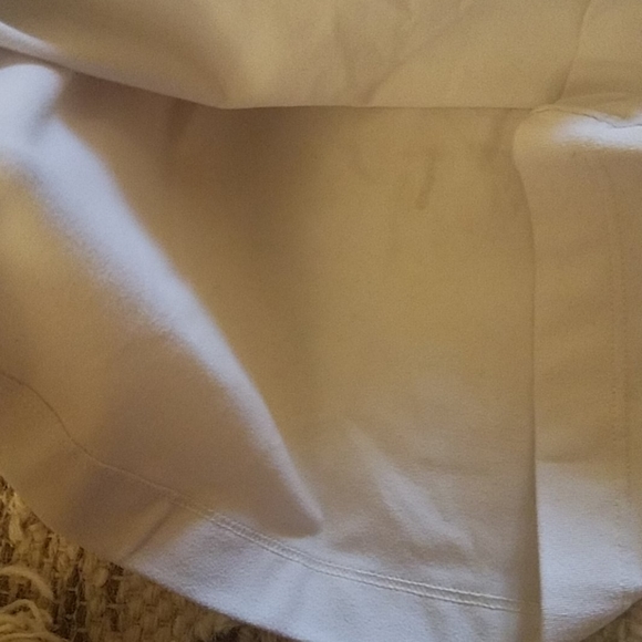 Sarah Blakley Assets White Tank Top - Picture 5 of 5